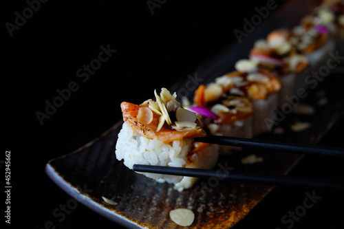 Sushi alle mandorle