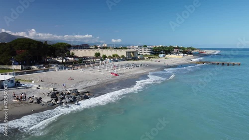 Costa di Albenga, Liguria vista con il Drone a 4K