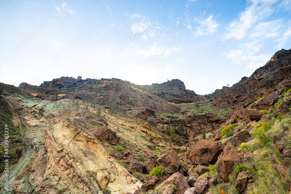 Bunte Felslandschaft auf Gran Canaria Los Azulejos