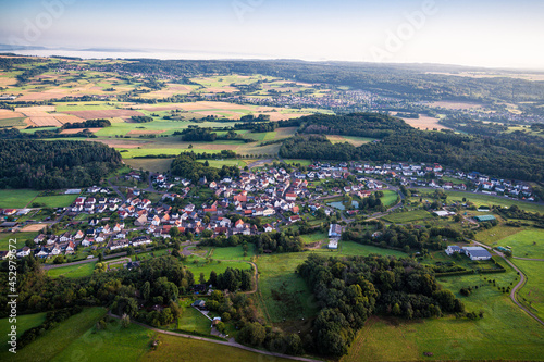 Luftaufnahme von Allertshausen im Kreis Gießen 