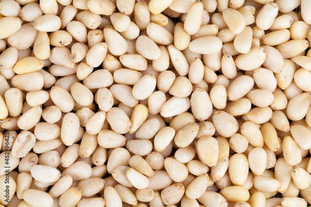 peeled pine nuts of small size