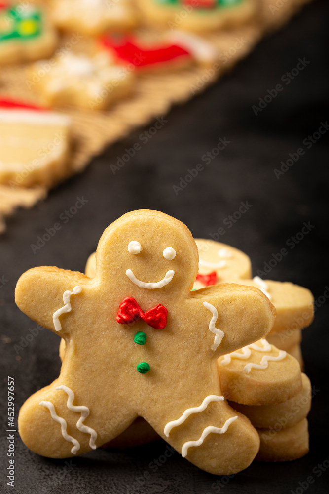 Fototapeta premium Various Christmas homemade gingerbread cookies.