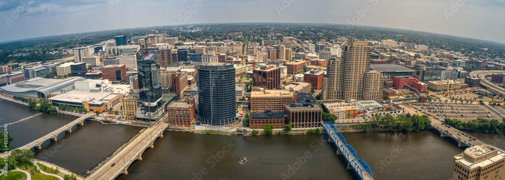 Fototapeta premium Aerial View of Downtown Grand Rapids, Michigan during Summer