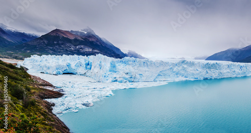 Giant Perito Moreno Glacier. El Calafate, Patagonia, Argentina.