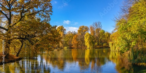 Upper pond in the Sofiyivsky arboretum. Uman, Ukraine photo