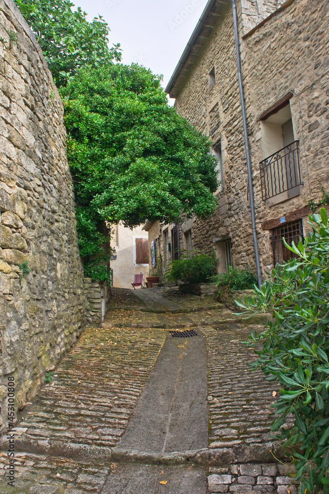 Bonnieux in Provence, Old city street view, France, Europe