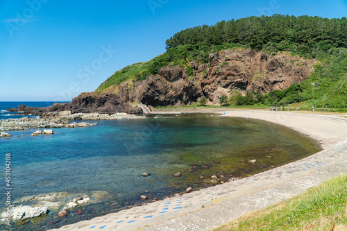 飛島のビーチ