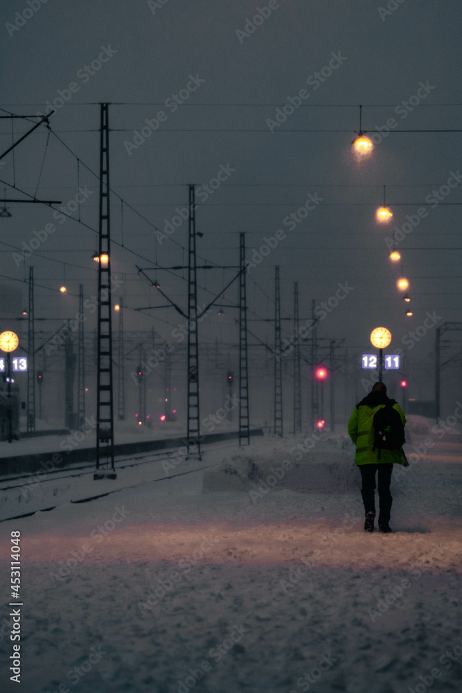 Naklejka premium snow, people and transfer 