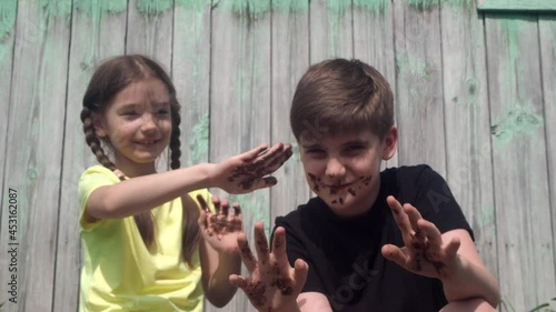 Children smeared in the chocolate