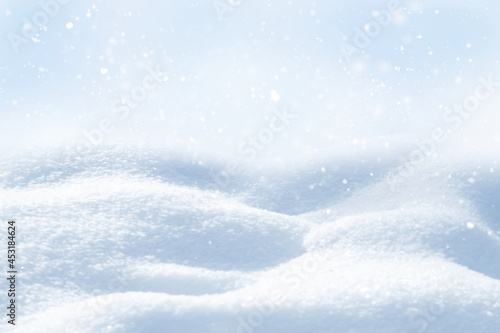 Winter snow blur background © delbars