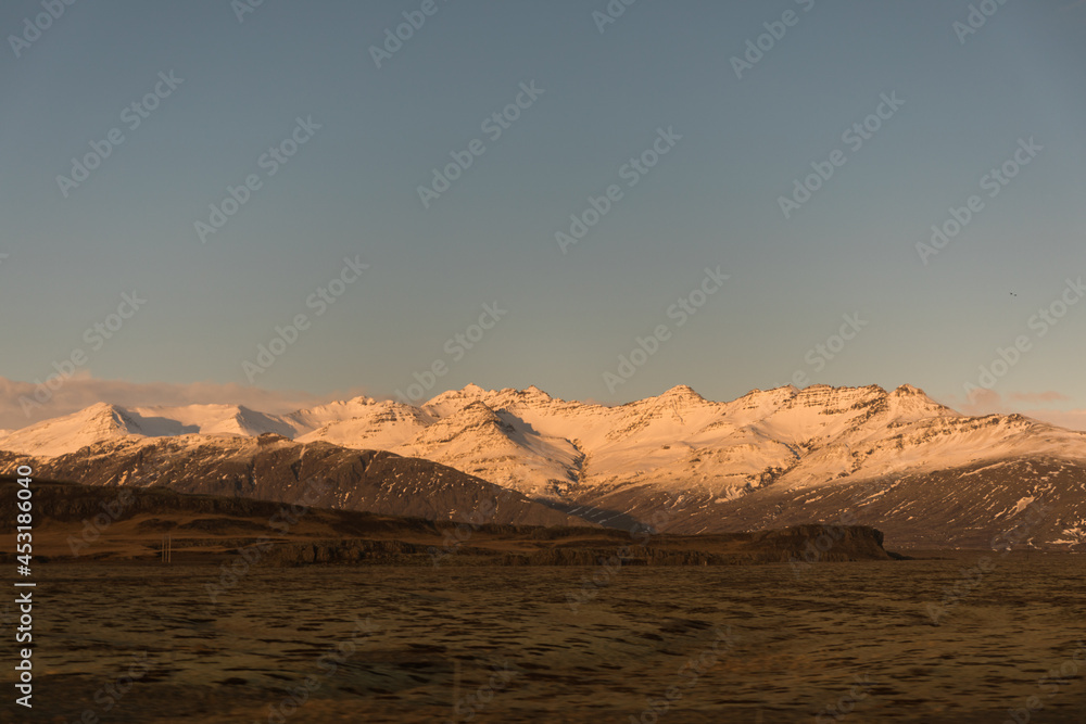 Naklejka premium góry