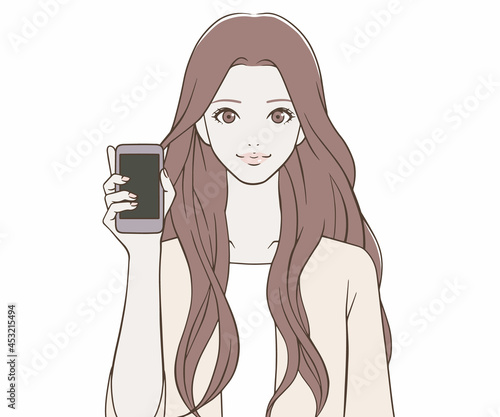 笑顔でスマートフォンを持つ女性