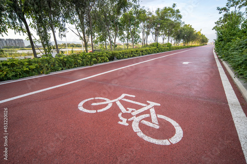 Park footpath, recreational track, bicycle path