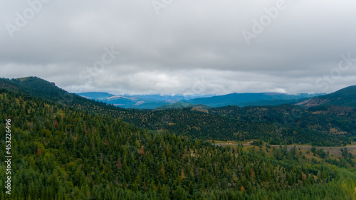 Cascade mountain range 