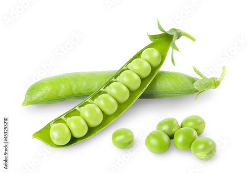 Green peas isolated on white background, close-up
