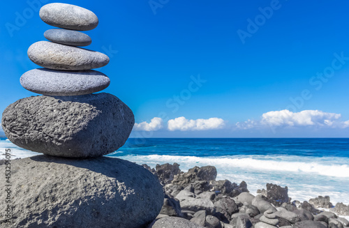 Photos Pierres superposées sur plage