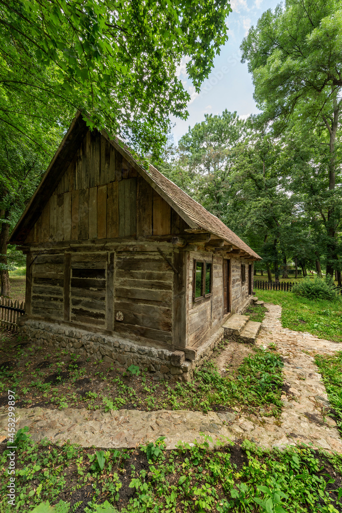 Old rustic house typical of the romanian forests of transylvania in Romania Old rustic house typical of the romanian forests of transylvania in Romania