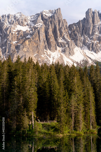 Lago di carezza photo