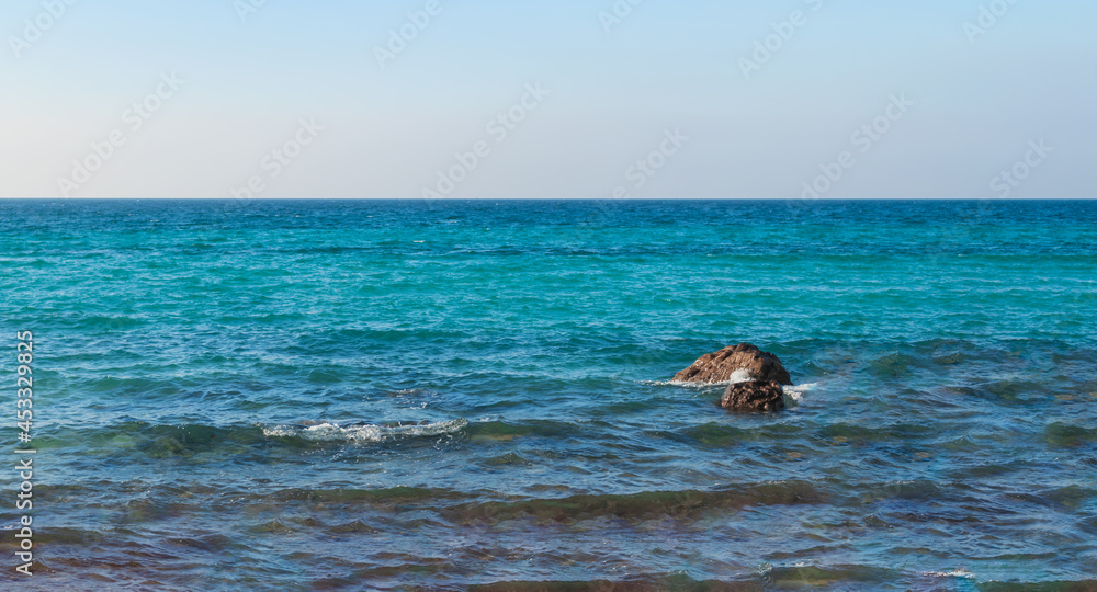 Fototapeta premium sea ​​with rocks