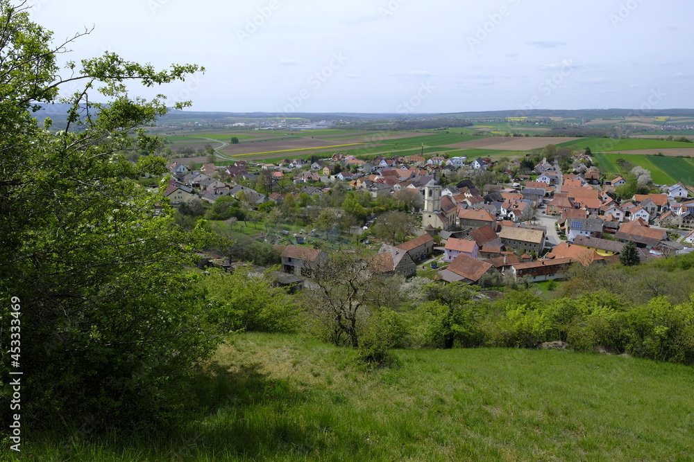 Naklejka premium Ortsansicht Prappach, Stadtteil der Kreisstadt Haßfurt, Landkreis Hassberge, Unterfranken, Franken, Bayern, Deutschland
