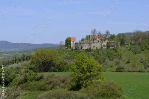 Blick von der Wart auf Schloss Königsberg bei Königsberg in Bayern, Landkreis Hassberge, Unterfranken, Franken, Bayern, Deutschland