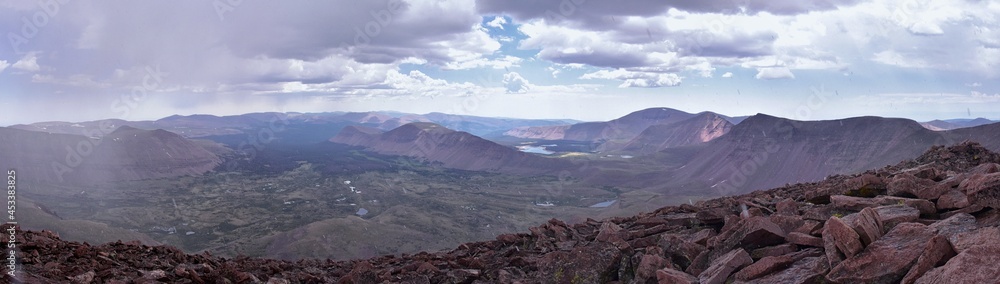 Φωτογραφία Landscape views from Kings Peak panorama in Uintah Rocky Mountains from Henry’s Fork hiking trail in summer, Ashley National Forest, High Uintas Wilderness, Utah