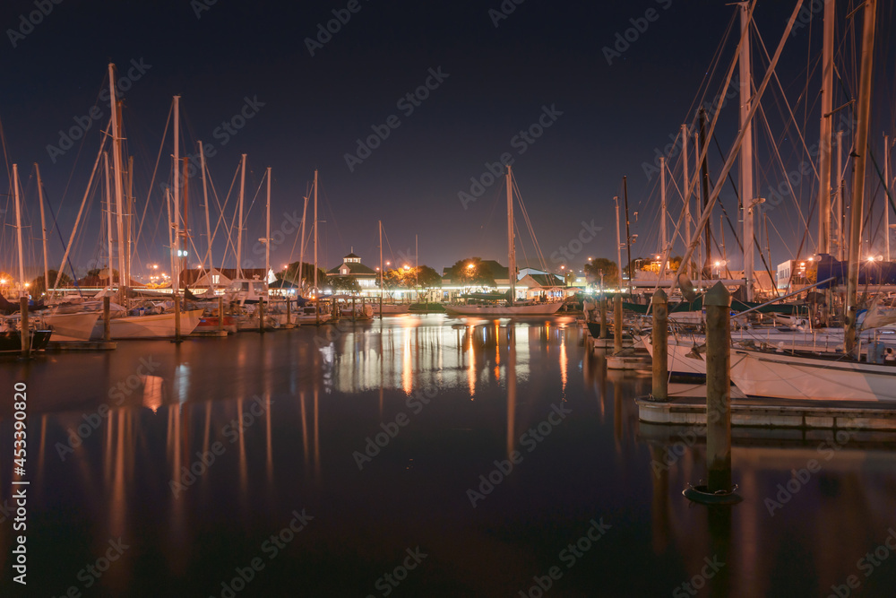 Obraz premium Whangarei Basin marina at night
