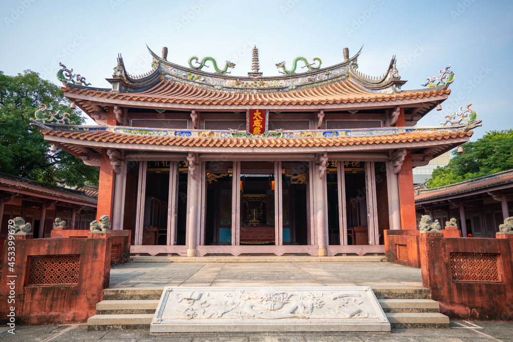 Fototapeta premium 台湾南部の台南市周辺の観光名所を旅行する風景 Scenic Spots around Tainan City in Southern Taiwan