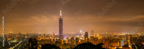 Taipei 101 Tower at Night, Taipei, Taiwan