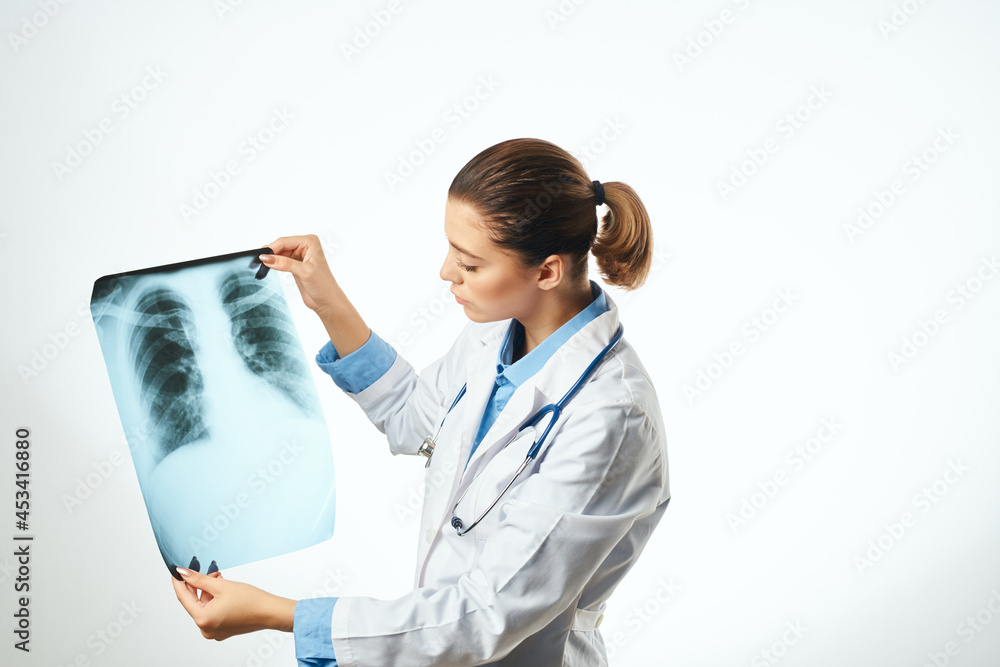 radiologist diagnostics patient scan light background radiologist diagnostics patient scan light background