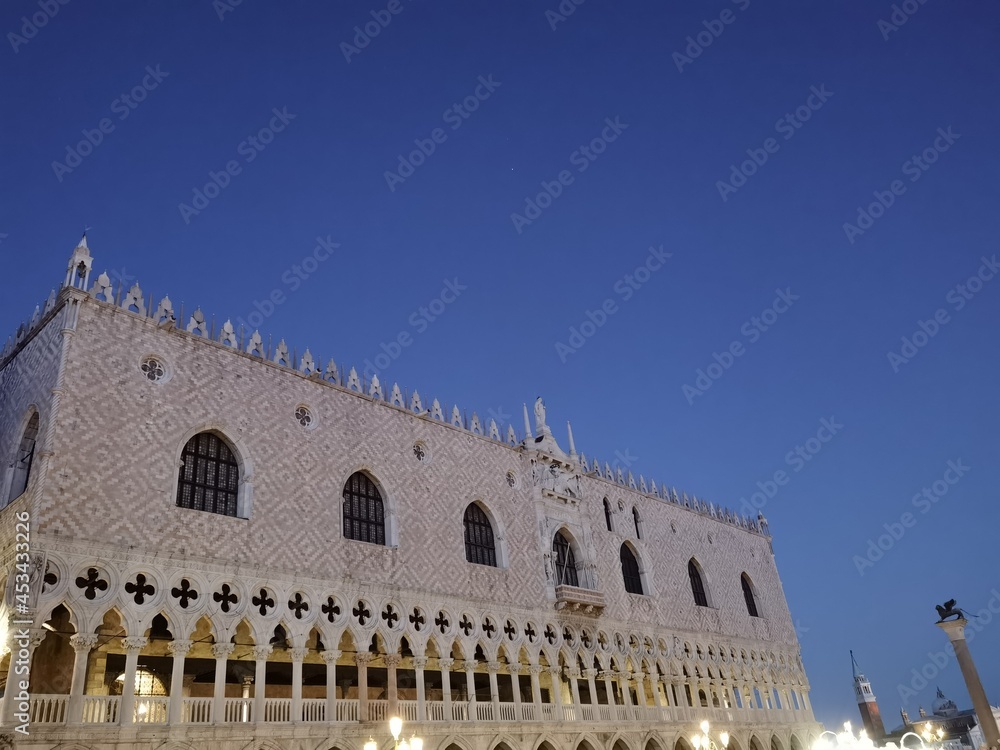 Fototapeta premium sestieri square city