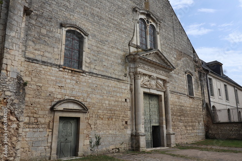 L'eglise Saint Jean de Montierneuf, ville de Poitiers, departement de la Vienne, France © ERIC