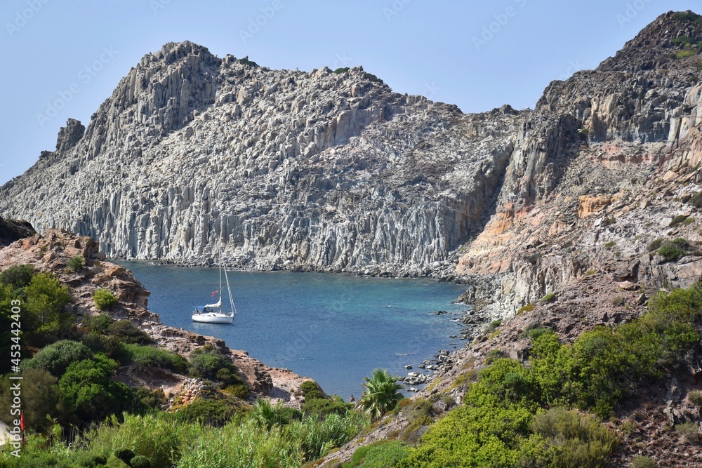 Obraz premium Bay of Spiaggia di Cala Fico, San Pietro island, Sardinia, Italy