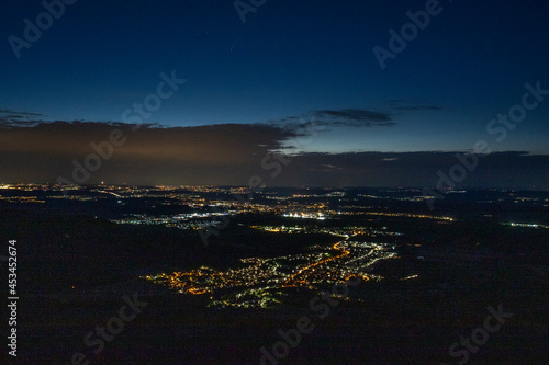 Nachtaufnahme vom Breitenstein mit Komet Neowise photo