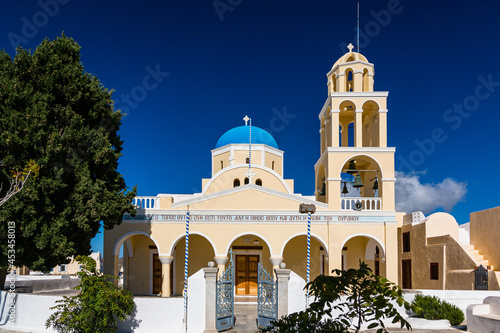 ギリシャ サントリーニ島のイアの聖ジョージ教会 Church of Agios Georgios
