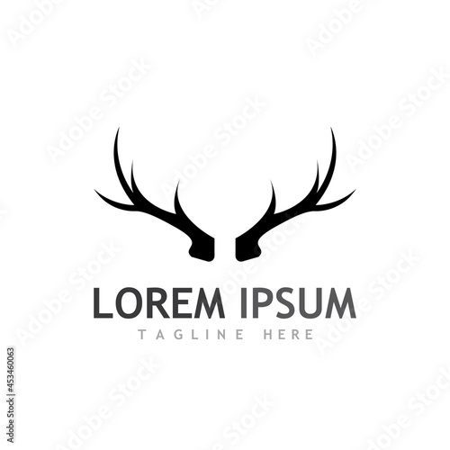 Deer vector icon illustration design