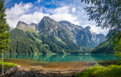 kristallklarer Antholzer See (Ahrntal) im Obertal in Südtirol Italien am Alpen Naturpark Riesenferner-Ahrn photo
