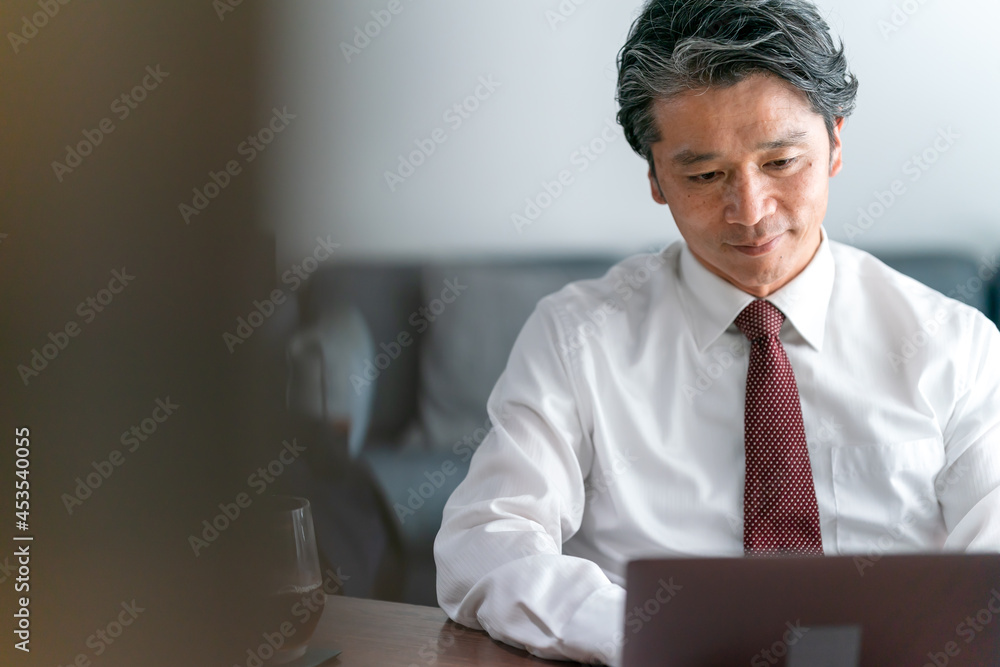ビジネス・男性・中年