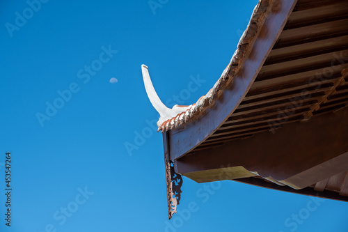 Eaves and corners of traditional buildings