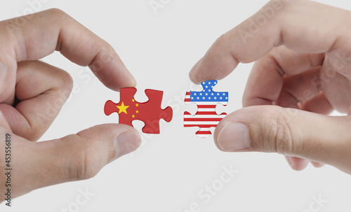 Wallpaper Mural USA and China trading, economics agreement, problems solution, and cooperation concepts Torontodigital.ca