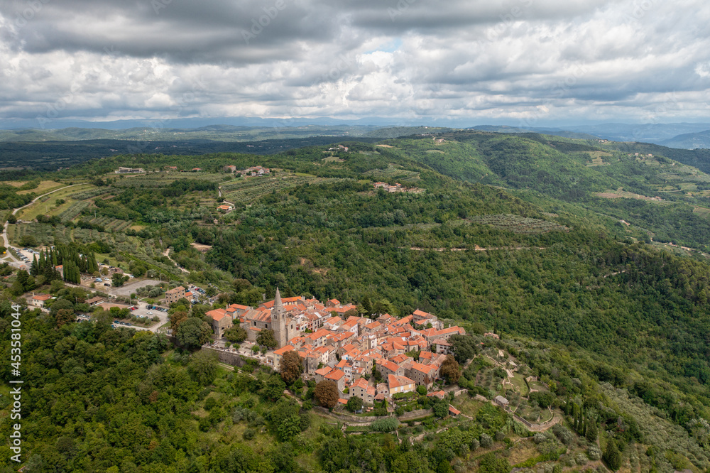 Dorf Groznjan in Kroatien
