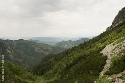 Obraz na płótnie trail to the peak of Małołączniak in the Western Tatras w salonie