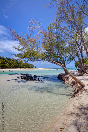 The clear water and white beaches in Ile aux Cerfs, Mauritius © Massimo Pizzotti