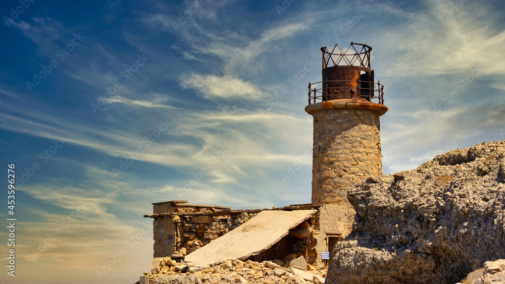 The ruins of the Agios Ioannis lighthouse / Aforesmenos lighthouse