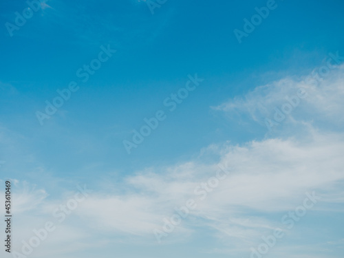 Fototapeta Naklejka Na Ścianę i Meble -  cloudy blue sky in sunny day.	