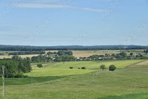 Le Bourg de Champagne vu depuis le Puy de Versac au Périgord Vert 