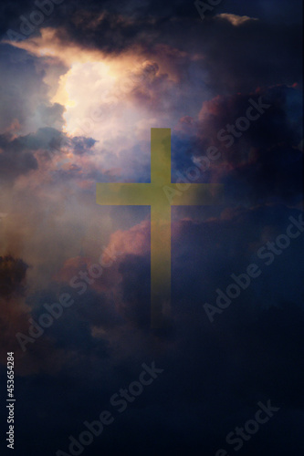 Cross in the Sky © rolffimages