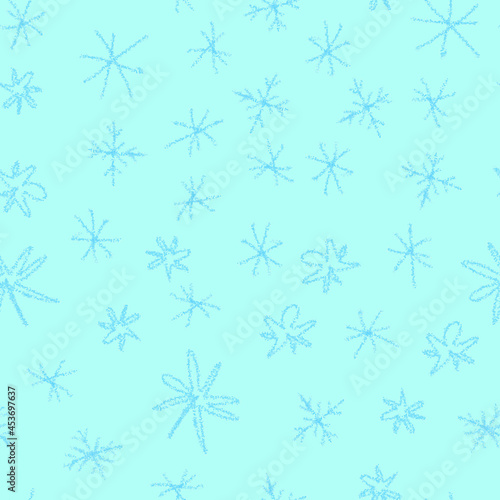 Hand Drawn Snowflakes Christmas Seamless Pattern. Subtle Flying Snow Flakes on chalk snowflakes Background. Adorable chalk handdrawn snow overlay. Interesting holiday season decoration.