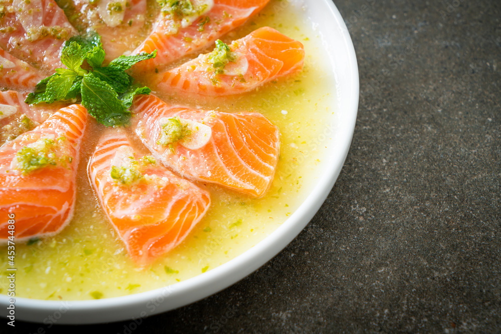Spicy Salmon in Seafood Salad Sauce Spicy Salmon in Seafood Salad Sauce