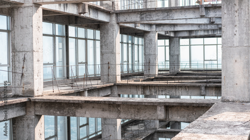 Obraz premium old abandoned Reinforced Concrete building